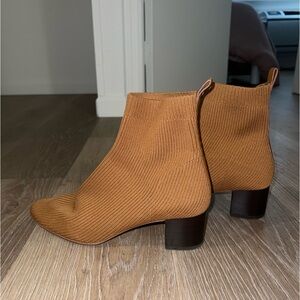 Everlane “The Glove Boot”